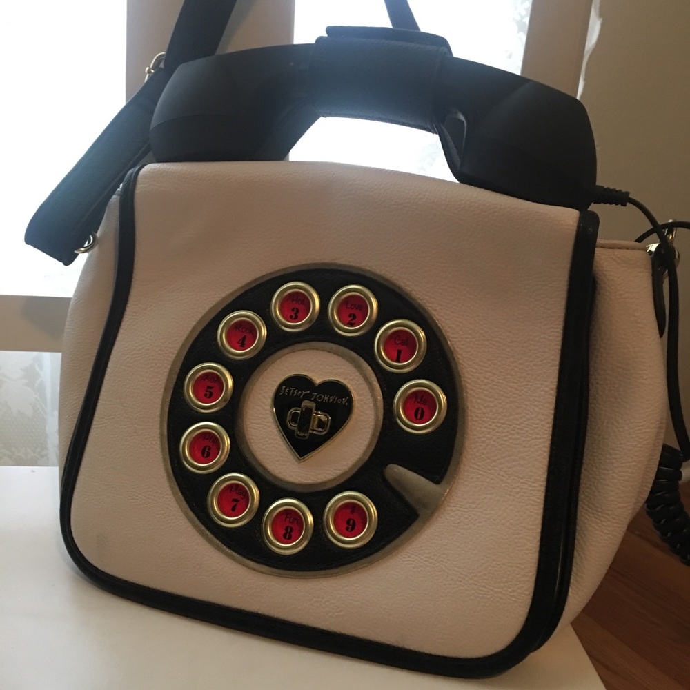 BETSEY JOHNSON Phone Purse